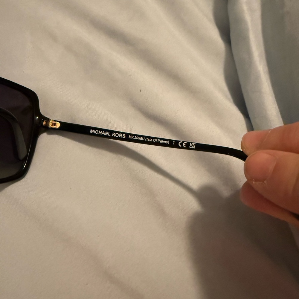 Michael Kors Sun Glasses with case. - Picture 3 of 6